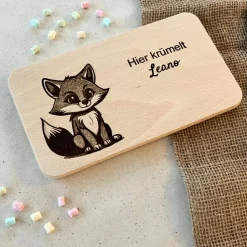 Personalisierte Frühstücksbrettchen aus Holz mit Namen – Niedlichen Fuchs  – personalisierte Geschenke zur Geburt