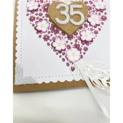 Personalisierte Glückwunschkarte mit Herzen und Jahreszahl – Handgemachte Jubiläumskarte