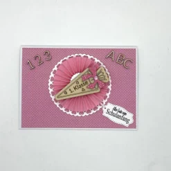 Personalisierte Karte zum Schulanfang – Handgemachte Einschulungskarte mit Namen für Mädchen, Schult&uum