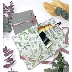 Personalisierte Kosmetiktasche, Schminktasche mit Spruch, Make up Tasche mit Namen und Fächern