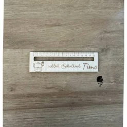 Personalisierte Lesehilfe mit Lineal aus Holz Geschenk zur Einschulung/Schulanfang