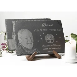 Personalisierte Schiefertafel 30x20cm – Grabstein & Gedenktafel mit Wunschgravur für Urnengrab