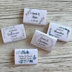 Personalisierte Schokolade als Gastgeschenk zur Hochzeit | Personalisierung mit Namen