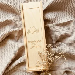 Personalisierte Weinbox aus Holz | Elegantes Geschenk für Weinliebhaber | Gravierte Weinkiste als individuelles Präsent