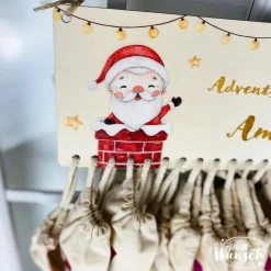 Personalisierter Adventskalender aus Holz mit Säckchen | 24 Türchen | Adventssäckchen | Holzadventskalender