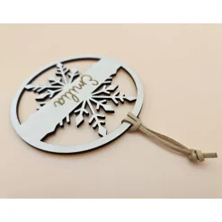 Personalisierter Anhänger für Weihnachtsbaum & Geschenk Schneeflocke Holzanhänger Weihnachtskugel Tannenbaum mit Name