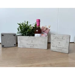Personalisierter Blumentopf Beton-Optik mit Herz – Geschenk für Hebamme, Erzieherin, Arzt & Kollegin