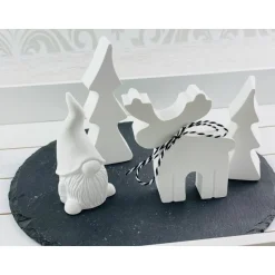 „Personalisierter Deko-Elch aus Keraflott – Ihr einzigartiges Weihnachtsgeschenk“