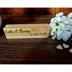 Personalisierter Kartenhalter mit Wunschgravur zb für Menükarte / Tischkarte