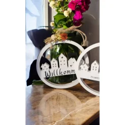 Personalisierter Keraflott-Loop mit Stadt-Silhouette – Handgemachte Türdeko & Wanddeko