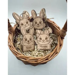 Personalisierter Osteranhänger aus recyceltem Holz – Nachhaltige Osterdeko mit Namensgravur & Juteschnur