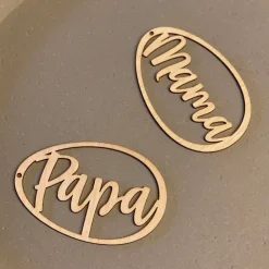 Personalisierter Osterei-Geschenkanhänger aus Holz – Einzigartige Osterdekoration aus der Werkstatt am See