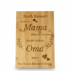 Personalisiertes Bambus-Holzbrett mit Lasergravur – Unikat Geschenk für Oma & Opa