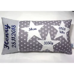 Personalisiertes Geburtskissen bestickt – Namenskissen mit Geburtsdaten für Jungen & Mädchen – Geschenk zur Geburt oder Taufe – Stickfarben wählbar