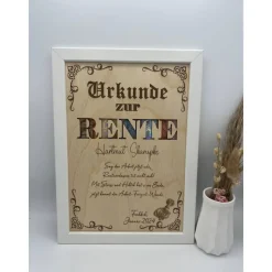 Personalisiertes Geldgeschenk zur Rente im Bilderrahmen – Individuelle Urkunde mit Holzeinleger