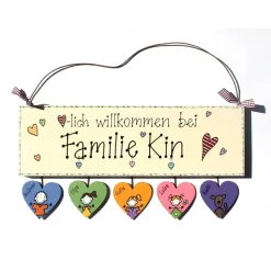 personalisiertes Geschenk für Familien, Türschild aus Holz personalisiert mit Namen und Figuren, dekoratives Willkommensschild, Familiengeschenk für das Zuhause