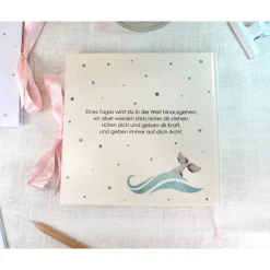 personalisiertes Gästebuch zur Taufe mit Wal, Welle, Herz in Grau & Rosa blanko od. mit Fragen / Fragebogen