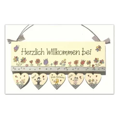 Personalisiertes Hochzeitsgeschenk Türschild aus Holz – Individuelles Willkommensschild mit Herzanhänger