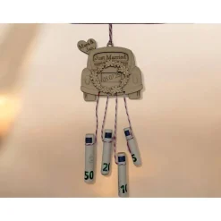 Personalisiertes Hochzeitsauto aus Holz – Geldgeschenk mit Namen & Datum | Kreatives Hochzeitsgeschenk Mr & Mrs.