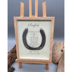Personalisiertes Hochzeitsgeschenk mit echtem Hufeisen – Unikates Wandbild als Glücksbringer zur Hochzeit