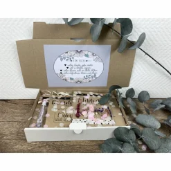 Personalisiertes Hochzeitsgeschenk mit Trockenblumen, Geschenk für Brautpaar, Geschenk zur standesamtlichen Trauung