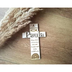 Personalisiertes Holzkreuz mit Name | 3D Kreuz zur Taufe, Geburt, Kommunion | Geschenk Kind | Holzdeko religiös
