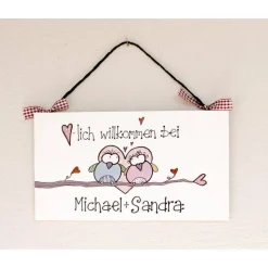 Personalisiertes Holz-Türschild mit Eulen – Handgemaltes Hochzeitsgeschenk für das Brautpaar, individuelles Haustürschild mit Namen, wetterfest & dekorativ