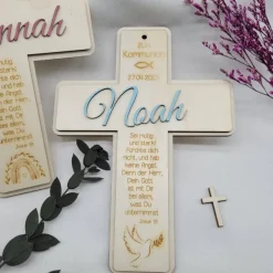Personalisiertes Kreuz aus Holz zur Kommunion Pate Geschenk Handarbeit Wanddeko Tischdeko