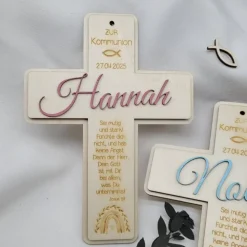 Personalisiertes Kreuz aus Holz zur Kommunion Pate Geschenk Handarbeit Wanddeko Tischdeko