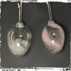 Personalisiertes Osterei aus Glas mit weißer/rosa Feder - zum hängen und legen!
