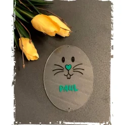 Personalisiertes Osterei aus Acryl mit Hasengesicht in Wunschfarbe sowie Namen!
