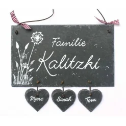 Personalisiertes Schiefer Türschild mit Herzanhängern – Handgemachtes Hochzeitsgeschenk mit Name