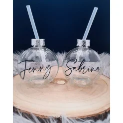 Personalisiertes Trinkglas Christbaumkugel – Weihnachtsgeschenk mit Namen, 400 ml aus Glas