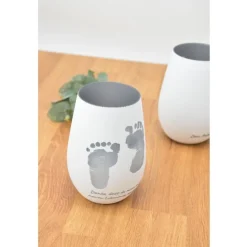 Personalisiertes Windlicht mit Hand- und Fußabdrücken als Geschenk zur Geburt, Taufe & Weihnachten