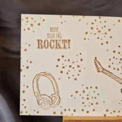 Postkarte mit Motiv / Postkarte mit Gitarre / Postkarte mit Kopfhöhrer / Musik Motiv Postkarte / schöne Postkarte