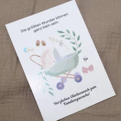 Postkarte zur Geburt Grußkarte baby Karte mit Umschlag kraftpapier Chromokarton grün creme neutral genderneutral