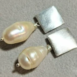 Üppige Perlenohrringe Ohrstecker weiß handgemacht an 925er Silber Tropfenohrringe Geschenk