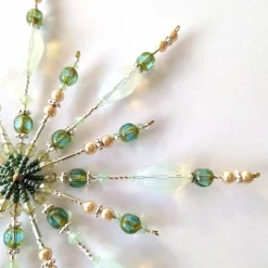 Prachtvoller Weihnachtsstern mit geschliffenen Glasperlen – 15 cm Durchmesser