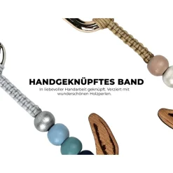 Praktischer Schulbegleiter: Personalisierter Esel-Anhänger aus Edelholz