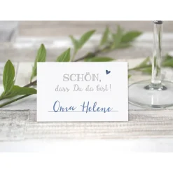 Premium Tischkarten Schön dass Du da Bist mit Herz in blau - Platzkarten zum selbst Beschriften - Namenskarten Hochzeit, Geburtstag, Konfirmation, Kommunion