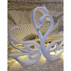 Raysin Schwäne 2er-Set – Handgefertigte Gießkeramik als Hochzeitsgeschenk & Dekoration