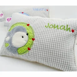 Reh Rehkitz Rehlein Kuschelkissen mit gesticktem Namen