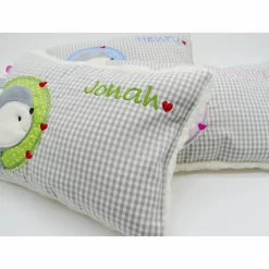 Reh Rehkitz Rehlein Kuschelkissen mit gesticktem Namen
