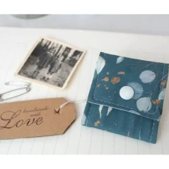 Reisenähset EUKALYPTUS Reiseetui Nadelmäppchen Nadeletui Urlaub Reisen nachhaltig Geschenk Geburtstag Blau Grau Blätter