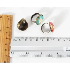 Ring verstellbar bronzefarben, Glas Cabochon mit Motiv Winter Schneemann, Zuckerstange, Weihnachtsring, BuntMixxDESIGN