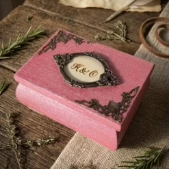 Ringbox hellrot Holz mit Ringkissen personalisierbar mit Monogramm Datum Ehering Hochzeit Ringkästchen Ringträger