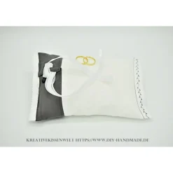 Ringkissen weiß mit dunkelgrau – Handgemachtes Hochzeitszubehör, Unikat, 21 x 14cm