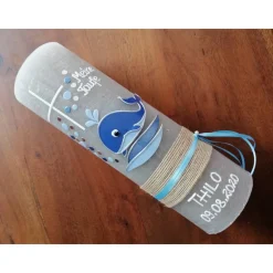 RUSTICA VINTAGE-Look SHABBY Rustikal Taufkerze Wal Fisch Mädchen Junge Kerze keine Folie Wachsbeschriftung