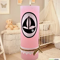 Rustik Geburtskerze personalisierbar mit Segelschiff und Klöppelspitze, Geschenk Geburt Mädchen mit Namen,