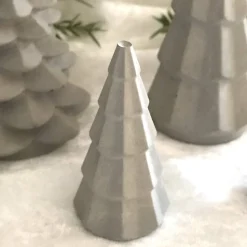 Scandi Weihnachtsdeko - Weihnachtsbäume Tannenbäume aus Beton grau, 2 Größen